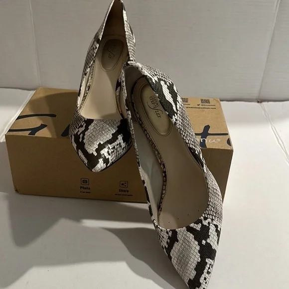 Alfani Step and Flex heels pre owned - Picture 4 of 6